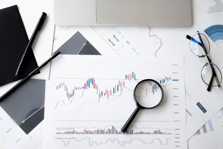Charts and reports arranged for performance analysis